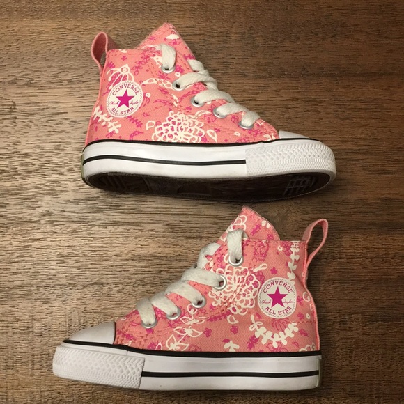 Converse Chuck Taylor All Star Hightops - Picture 5 of 8